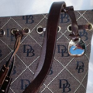 DB signature double strap bucket bag.